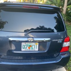 Toyota Highlander 2006 6 Rows Feets 9 To 10 People 