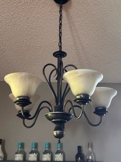 Ceiling lamp / chandelier
