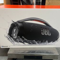 Se Vende Bocina JBL Boombox 3