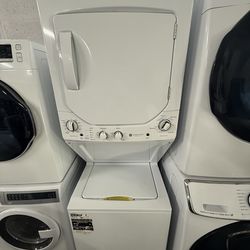 Ge Washer And Dryer Set “24 ( Lavadora y Secadora )