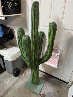 Party props cactus Giants, statues of animal flower wall panels love amor letter 
