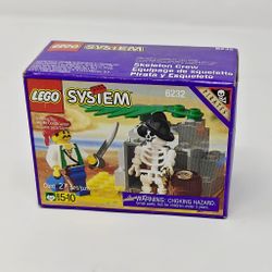 Lego 6232 Pirates Imperial Armada Skelton Crew New In Box!