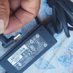 HP. LAP TOP CHARGER 