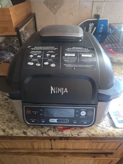 Ninja AG300 4-in-1 Indoor Grill & Air Fryer,