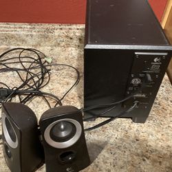 Logitech Z313 Pc Speaker system 