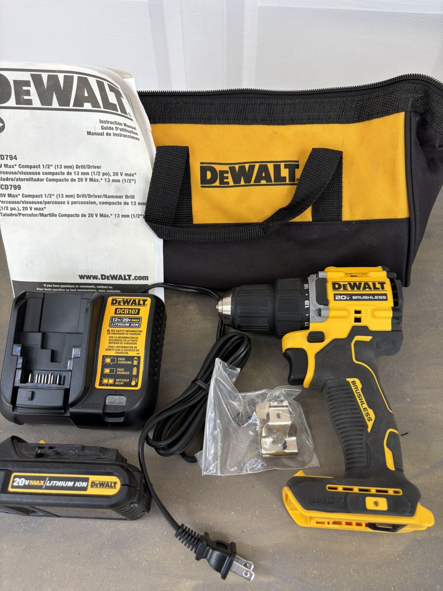 Dewalt 20V Max 1/2" Atomic Compact Drill Driver Kit-New-DCD794-Battery/Charger-Brushless, 2 Speed, Bag
