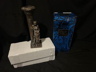 Egyptian Goddess Bastet Statue –