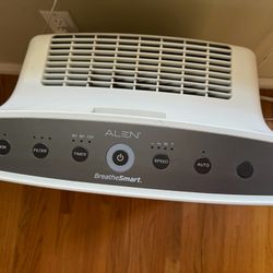 Alen BreatheSmart HEPA Air Purifier Classic With Filters
