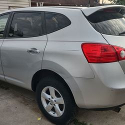 2010 Nissan Rogue