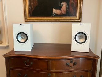 KEF Q150 speakers