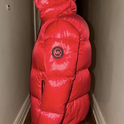 RED MICHAEL KORS PUFFER NEED OFFERS RUSH ME