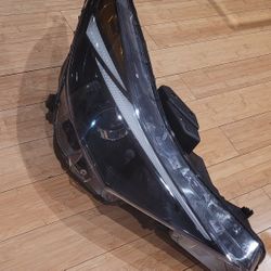 2021 -2023  Hyundai Elantra Right Passenger Side Headlight 