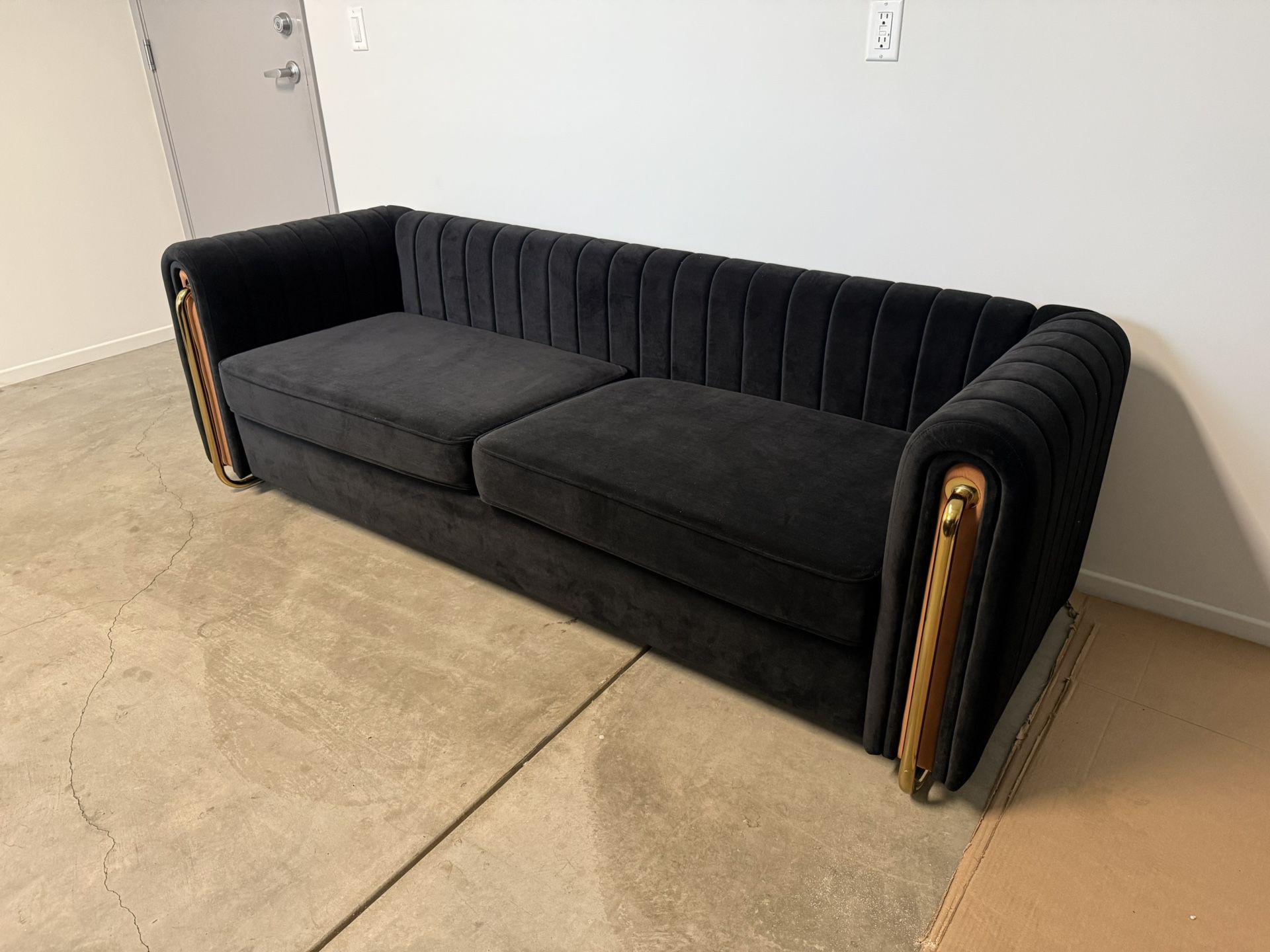 Modern Velvet Couch Lounge Sofa
