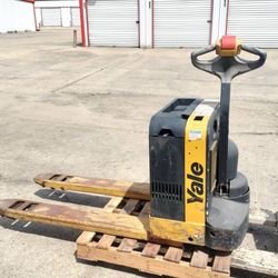 Yale Electric Pallet Jack Lift Truck