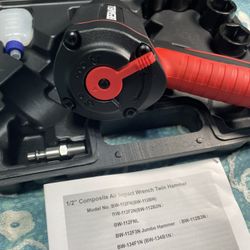 1/2” Composite Twin Hammer Air Impact Wrench – 1180 ft-lbs + 6 Sockets (NEW)