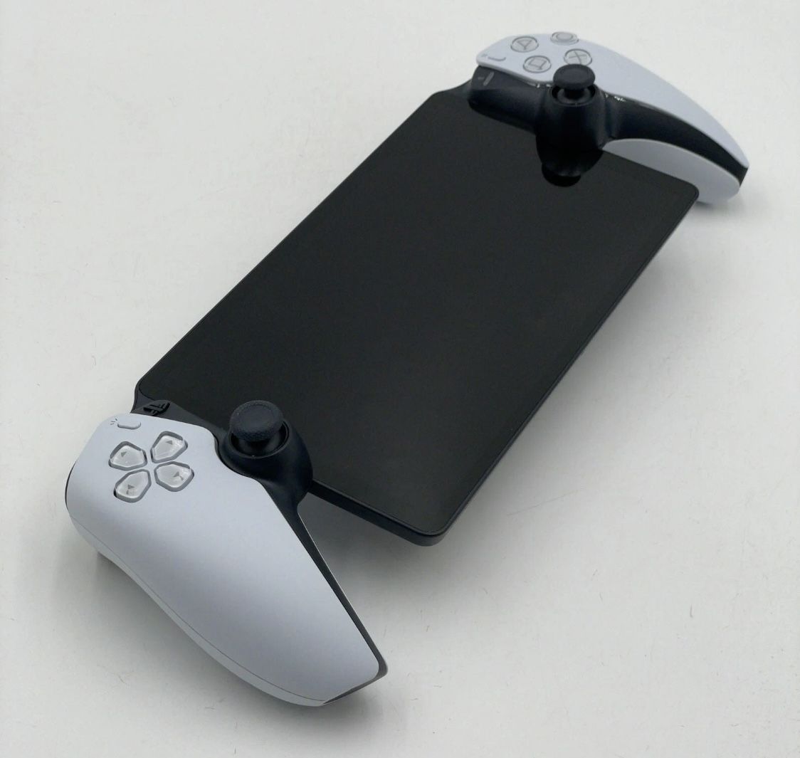 PS Portal Like New With Extras!!!