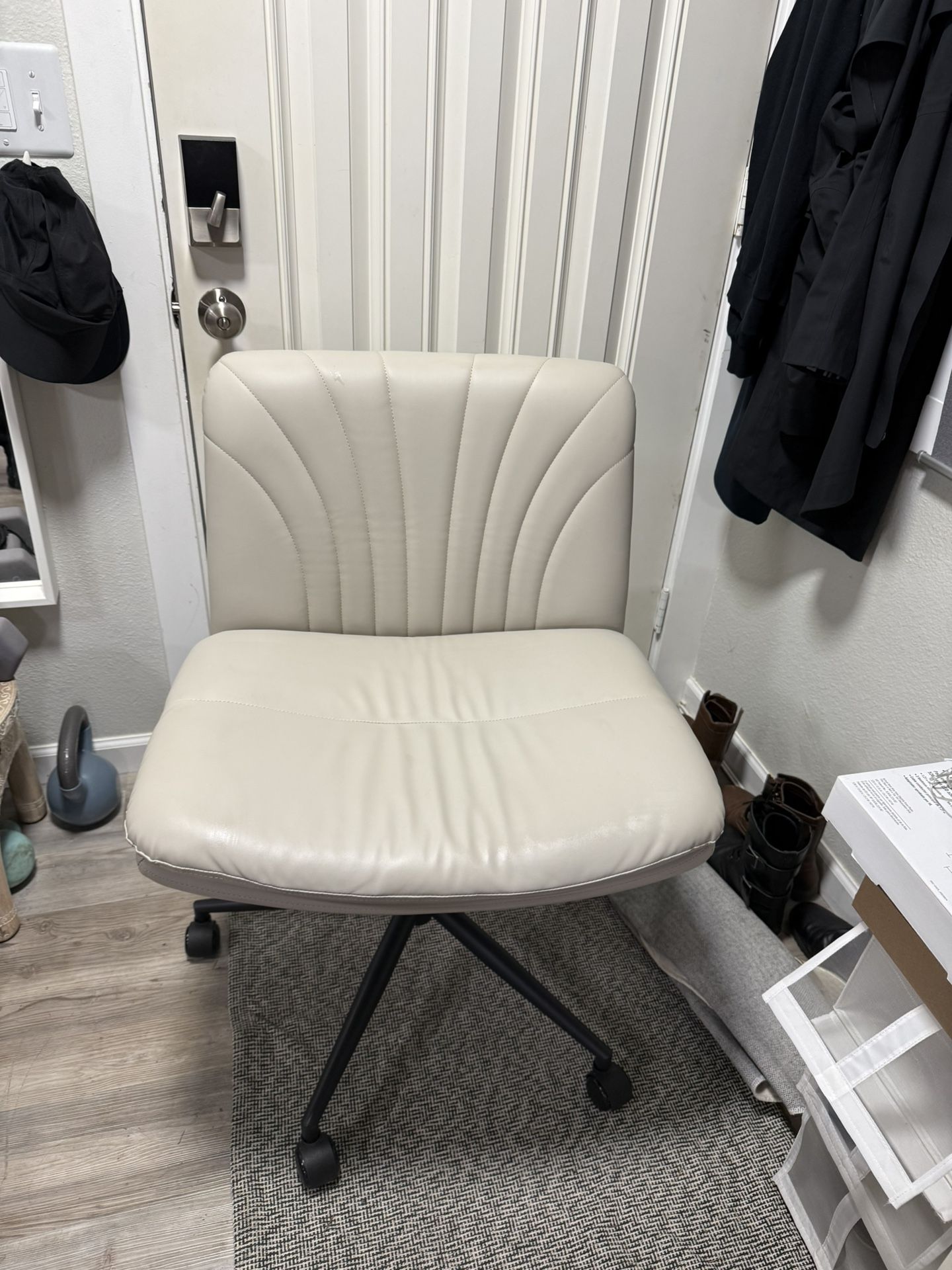 Wide Office Chair