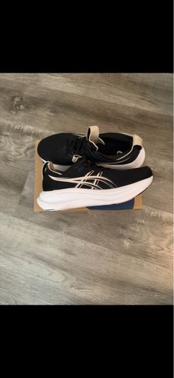 Asics Running Shoes Size 8