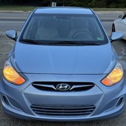2012 Hyundai Accent