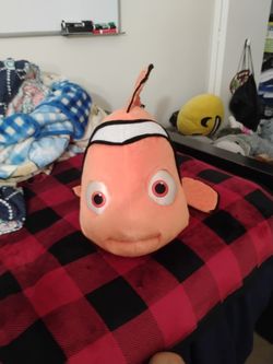Nemo 28 Large Plush Finding Nemo