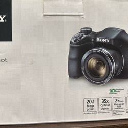 Like New Sony Digital Camara 