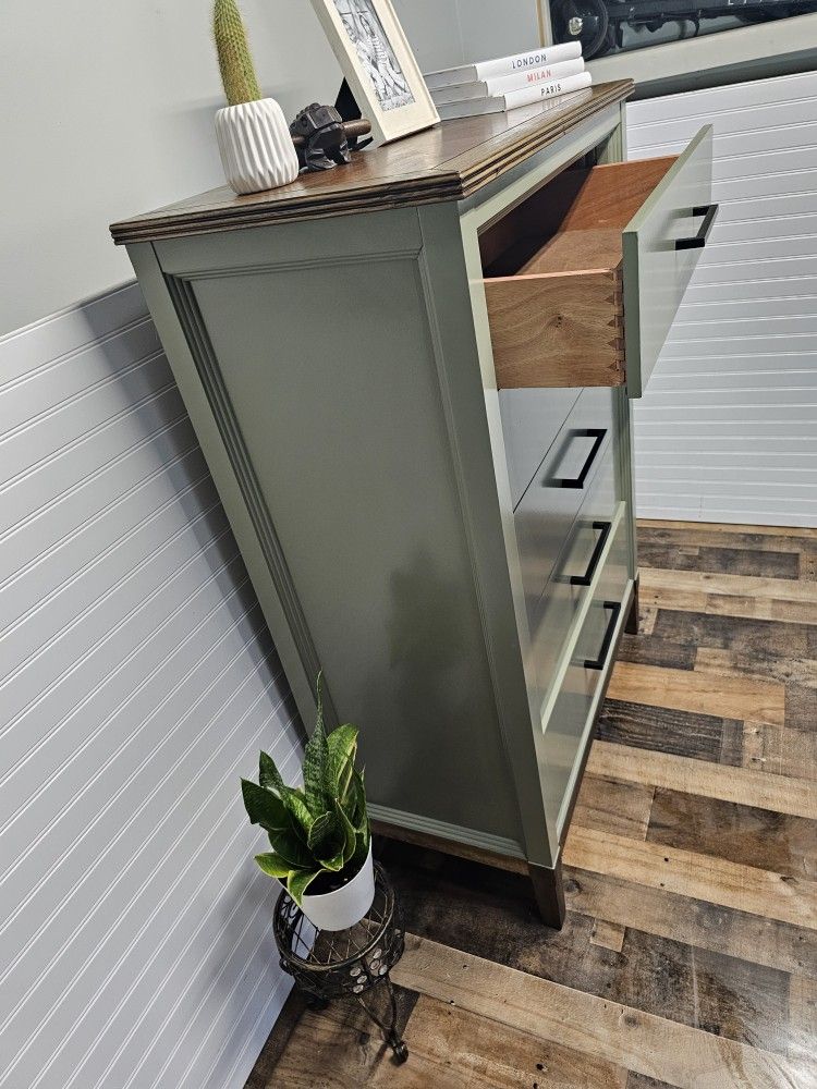 American Signature Solid Wood 6 Drawers Chest. Upgraded With New Paint Green Sage & Dark Walnut Stain