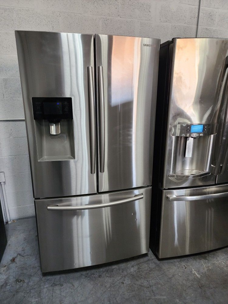 Samsung Refrigerator Nevera Fridge Nice Conditions for Sale in Hialeah