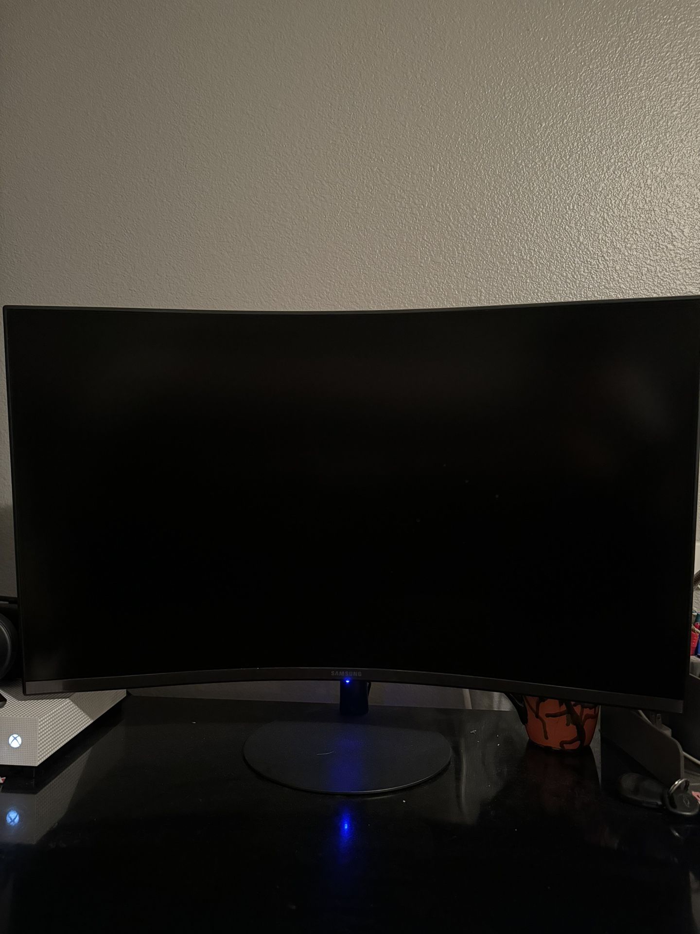 32 In Samsung Curved Monitor