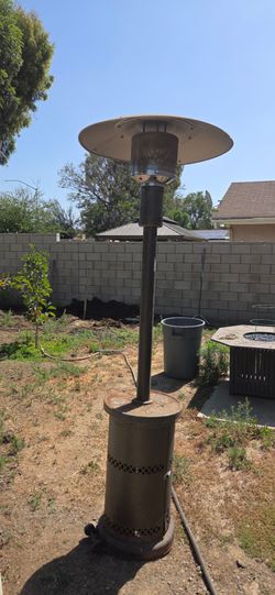 HeatMaxx Full Size Propane Patio Outdoor Heater.