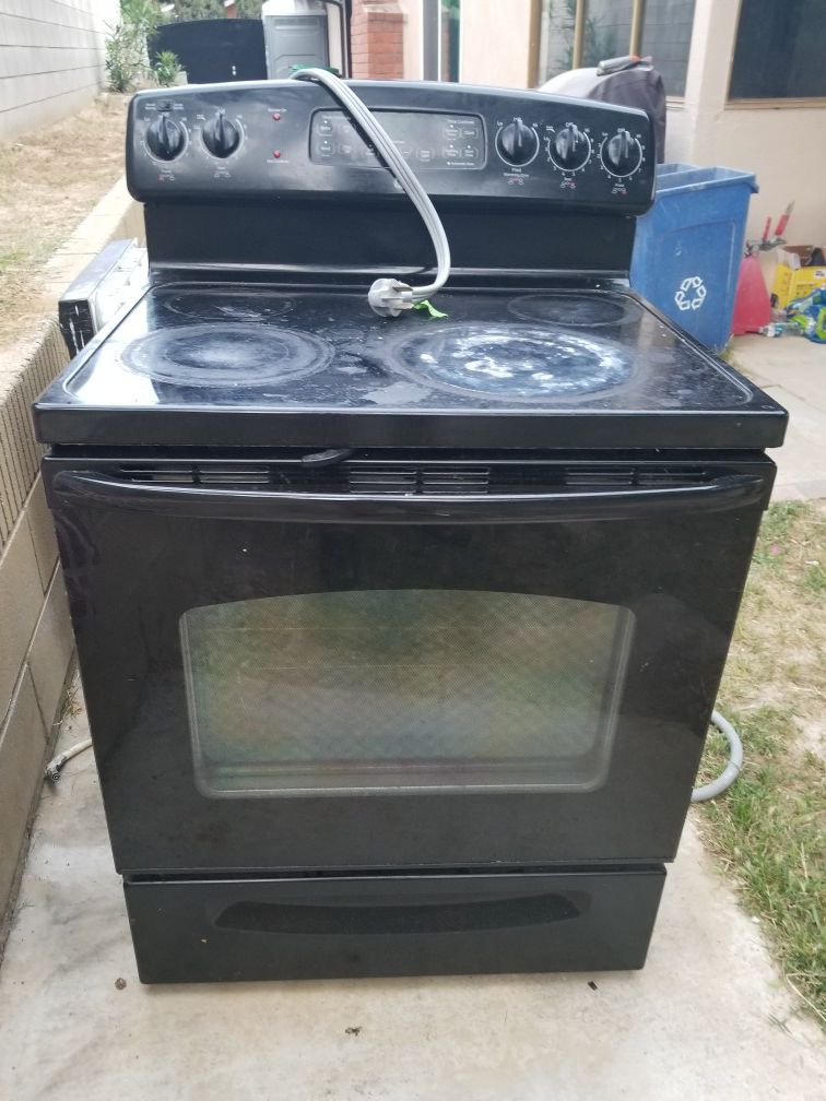 Free GE Electric Oven..Very Good Condition