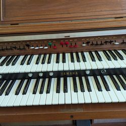  Yamaha Organ 