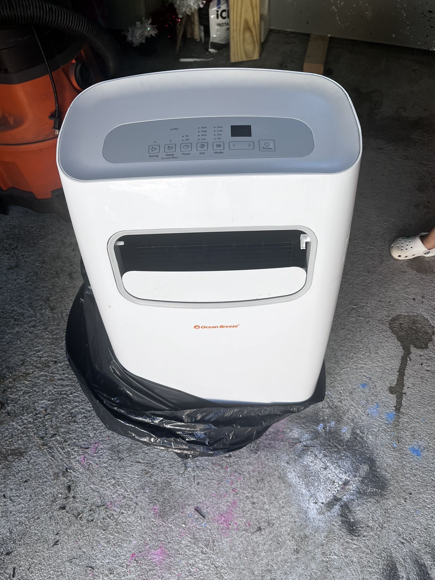 8,000 Btu Ocean Breeze Floor Air Conditioner