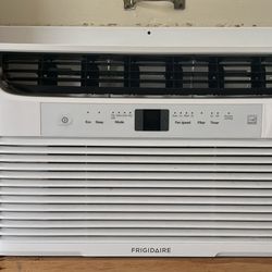 Frigidaire Window AC Unit 