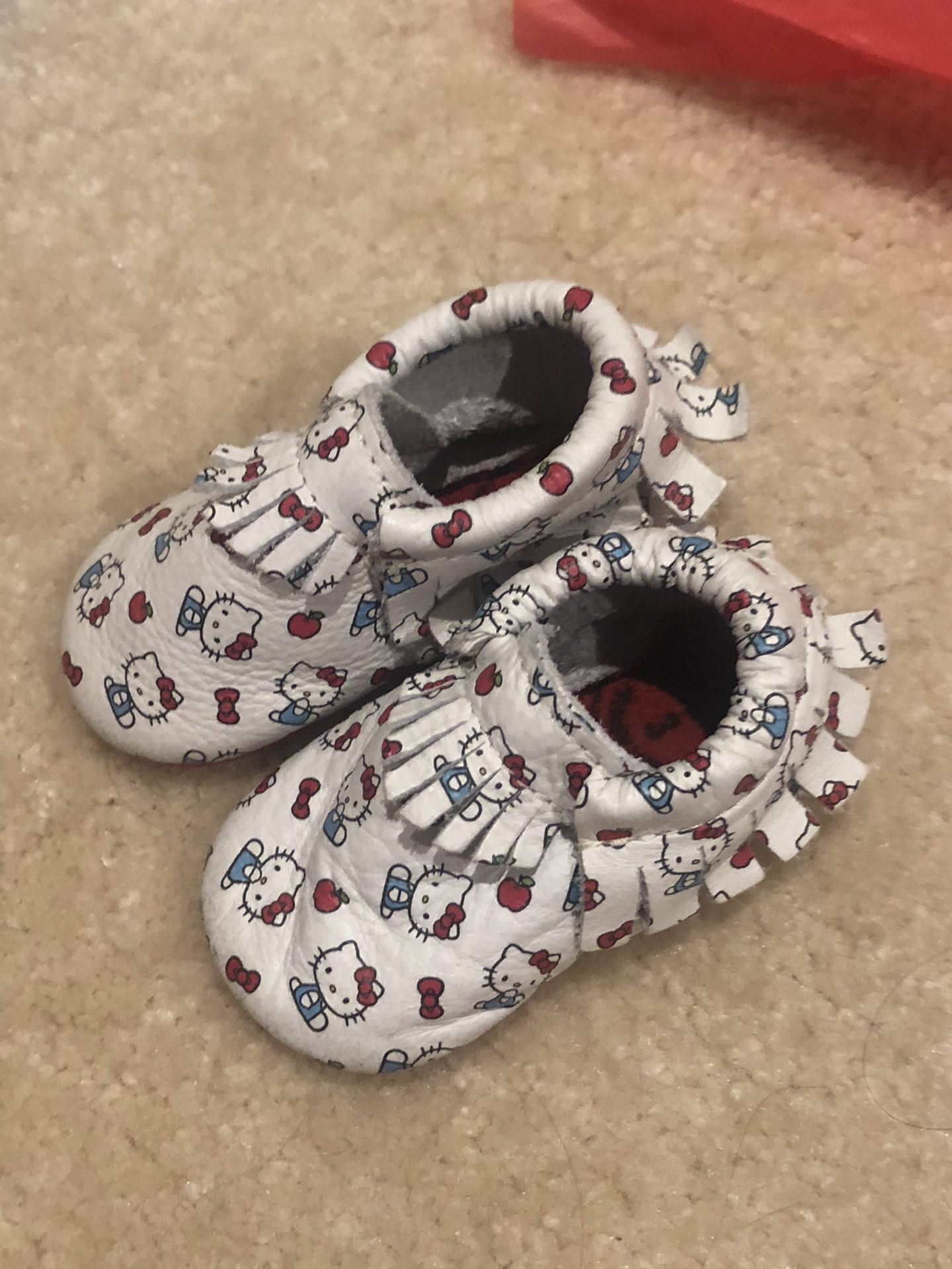 Freshly Picked Hello Kitty Moccasins Infant Size 3