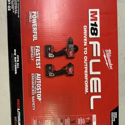Milwaukee M18 FUEL 2-Tool Hammer Drill/Impact Driver Combo Kit w/ 2 5.0 ah Batteries 