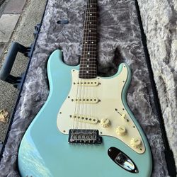American Fender Limited Edition Pro Strat With Solid One Piece Rosewood Neck And Official Case