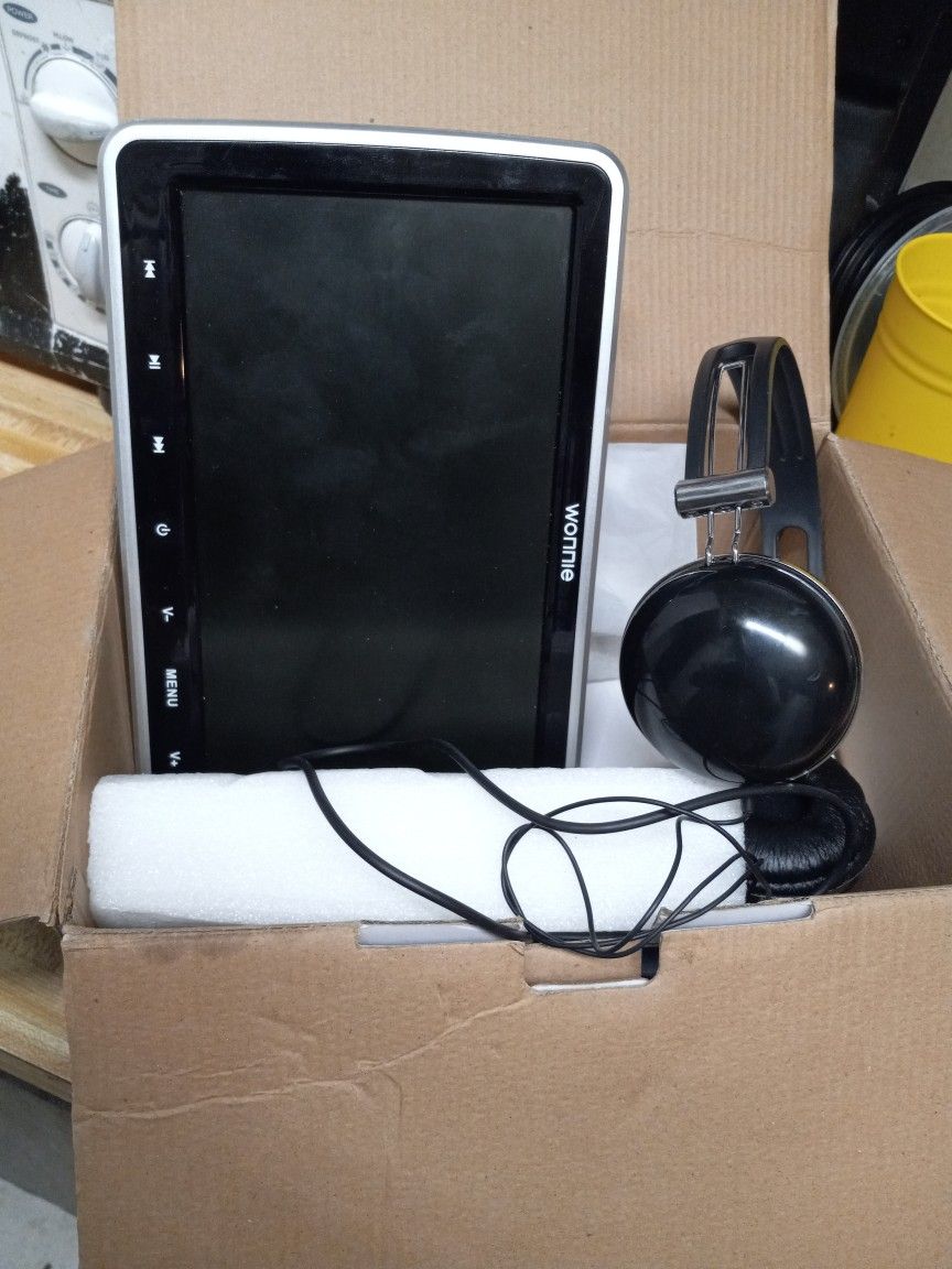 10" Portable DVD Player