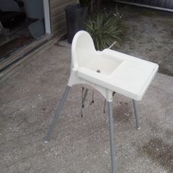 High Chair 