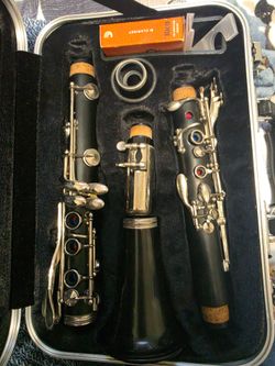 Gently used clarinet