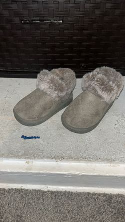 Toddler Fuzzy Boots