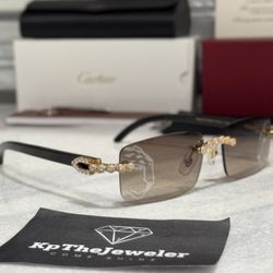 Black buffs brown Tint Gold 