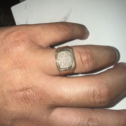 10kt Diamond Chip/nugget Ring Size 10