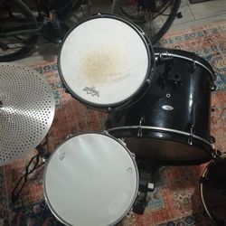 SPL 4 PC Drum Set With New Quiet High hats And Stands&Bass Pedal 