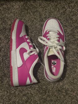 Nike Dunk Low Pink/White - Size 6Y