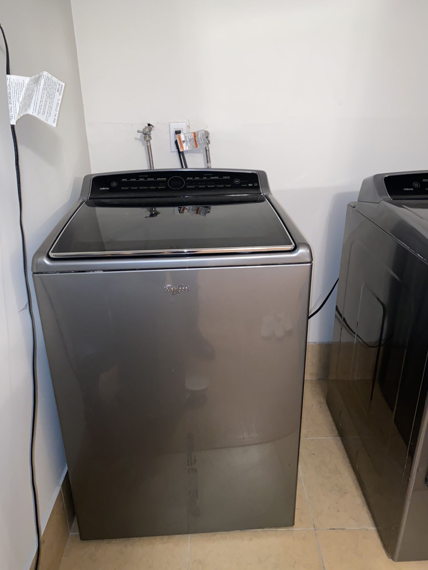 Set of new dryer and washer only for 700$