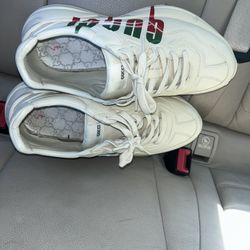 GUCCI SHOES 