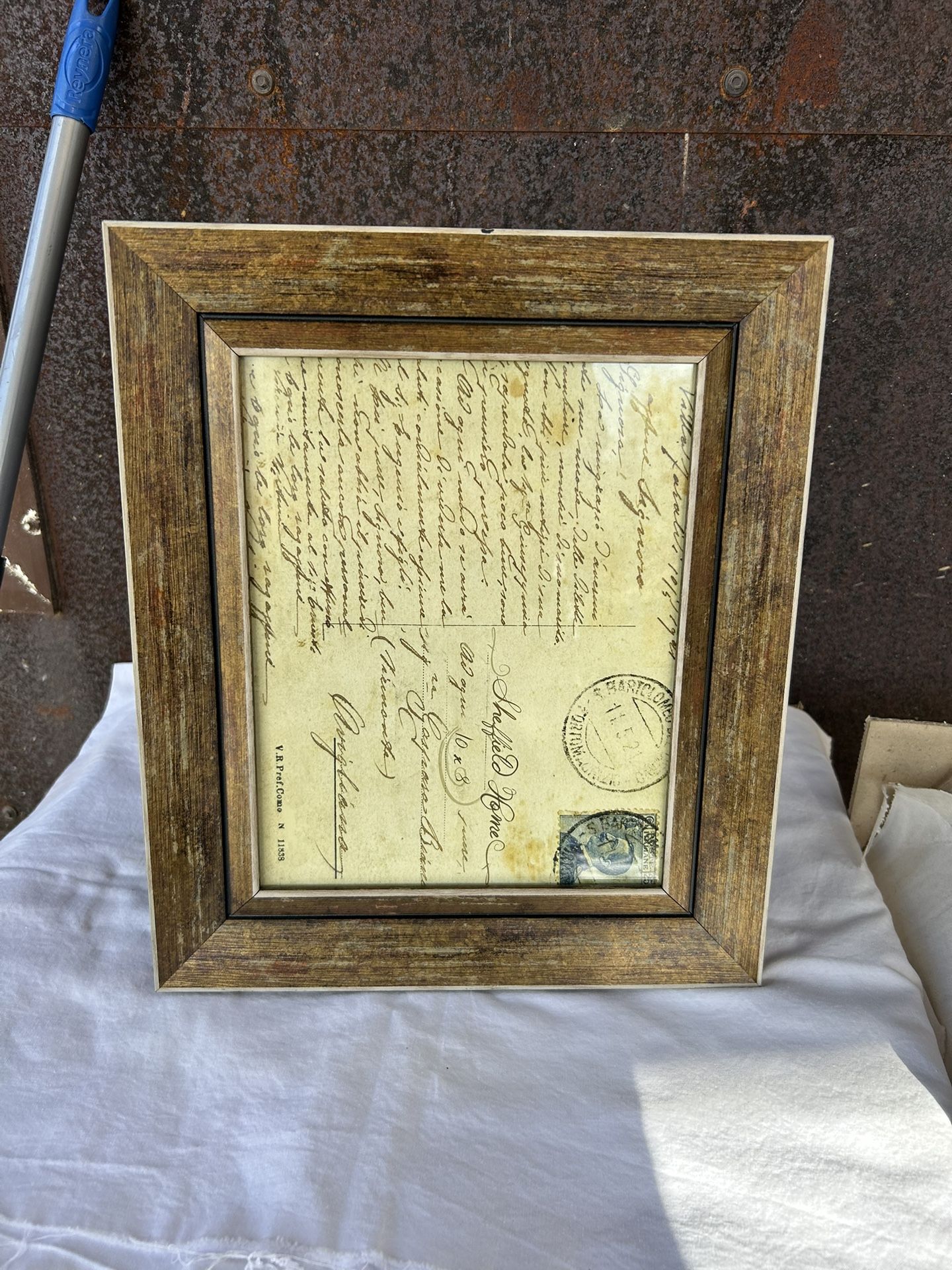 Brand New Rustic Gold/bronze Finish Frame. Holds 8” x 10”.