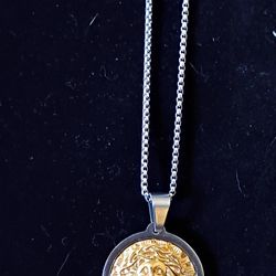 Beautiful Jesus Christ Necklaces