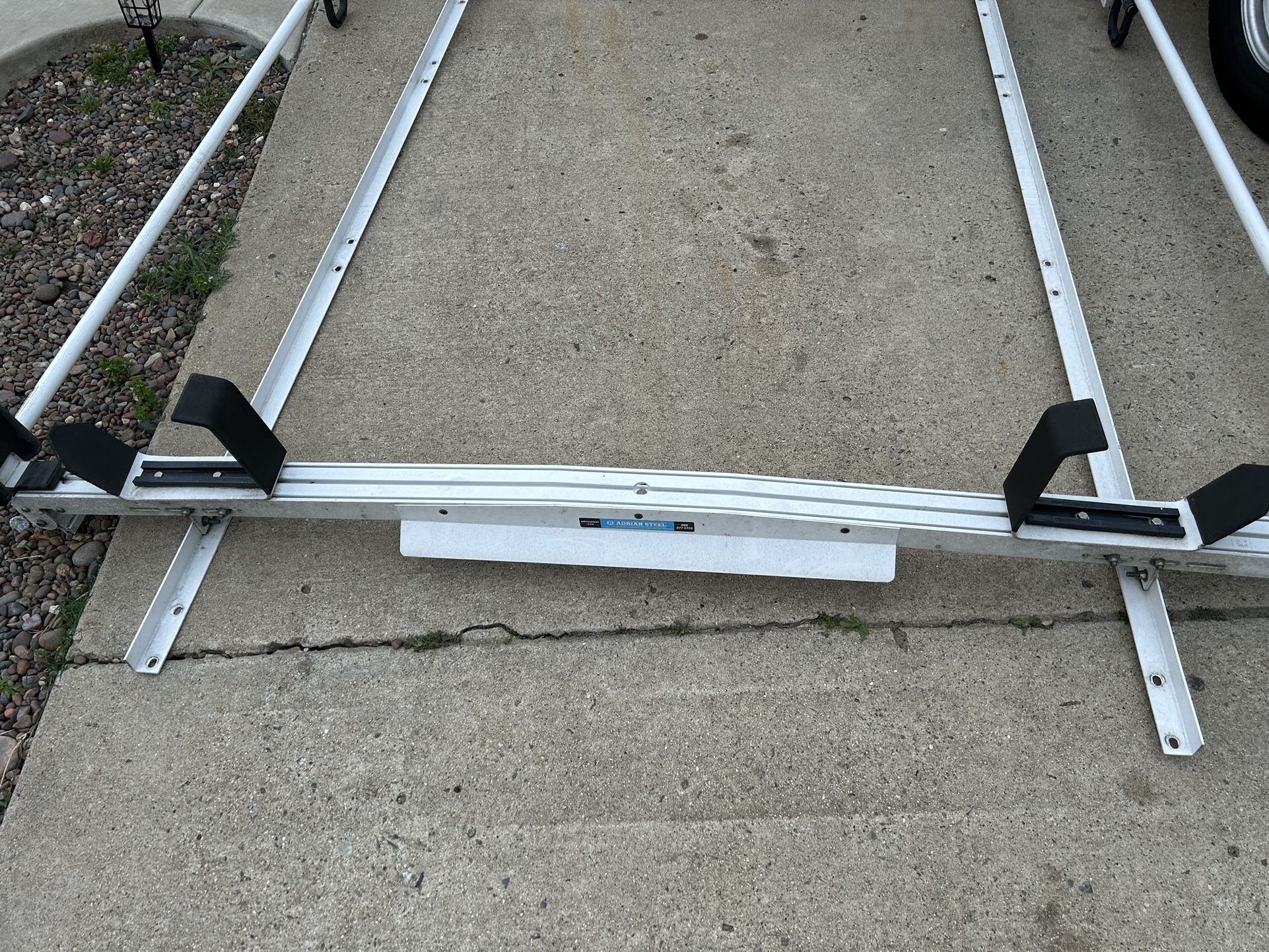  Adrian Steel Adjustable Double Sided Roof Rack/ Ladder rack 