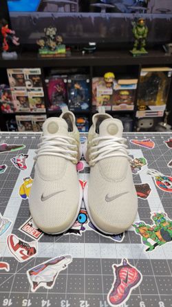 Nike pesto size 11
